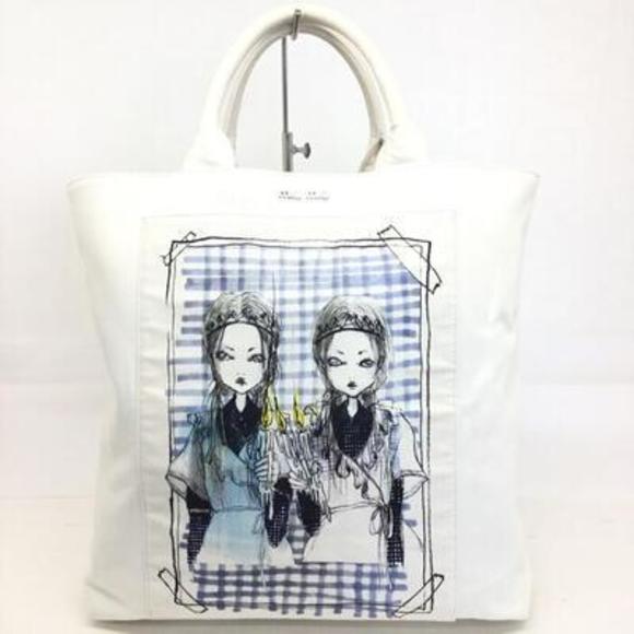 Miu Miu 2WAY Tote Bag White - Picture 1 of 16